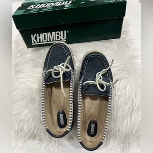 Khombu Blue Boat Leather Shoes Moccasins Size 10 navy blue striped